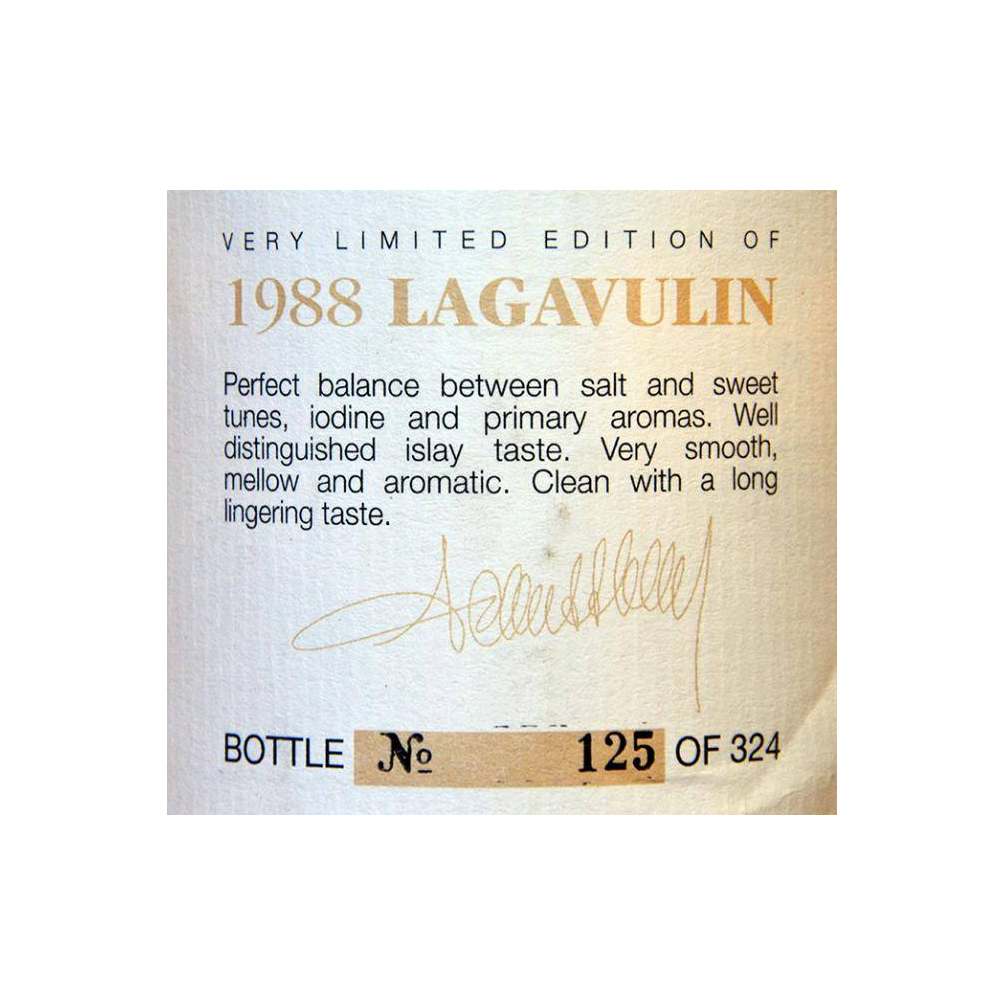 Lagavulin 1988 Single Malt Whisky 2