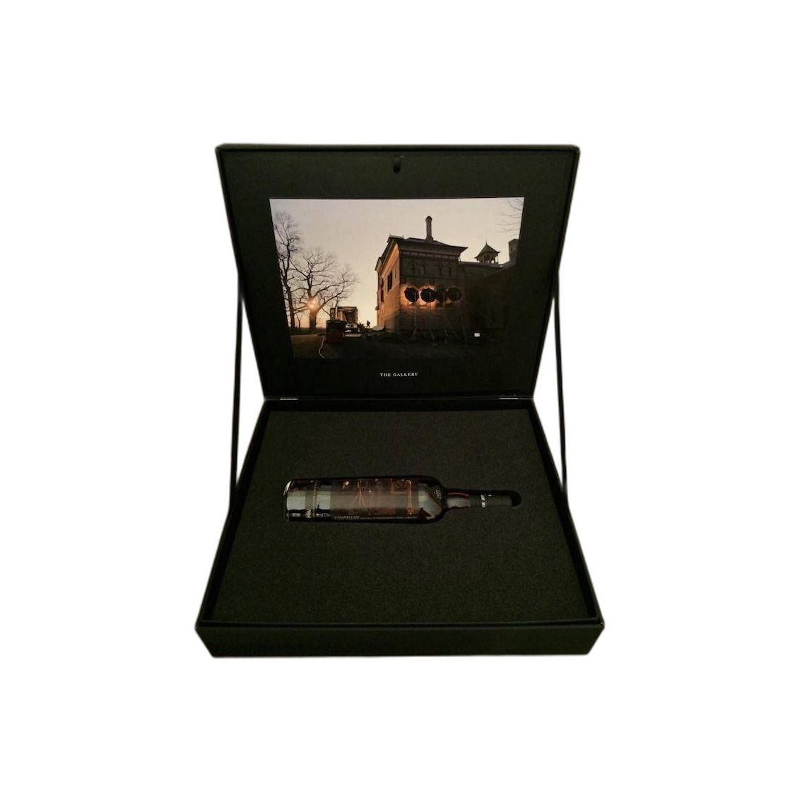 The Macallan 1989 23 Years Single Malt Whisky 3