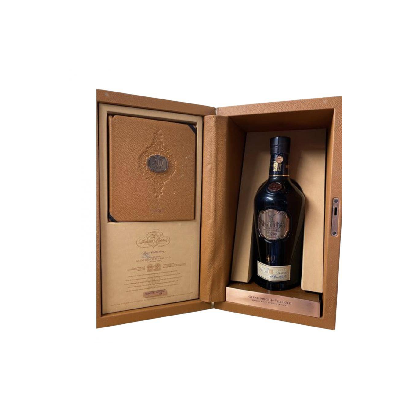 Glenfiddich 40 Years Single Malt Whisky 3