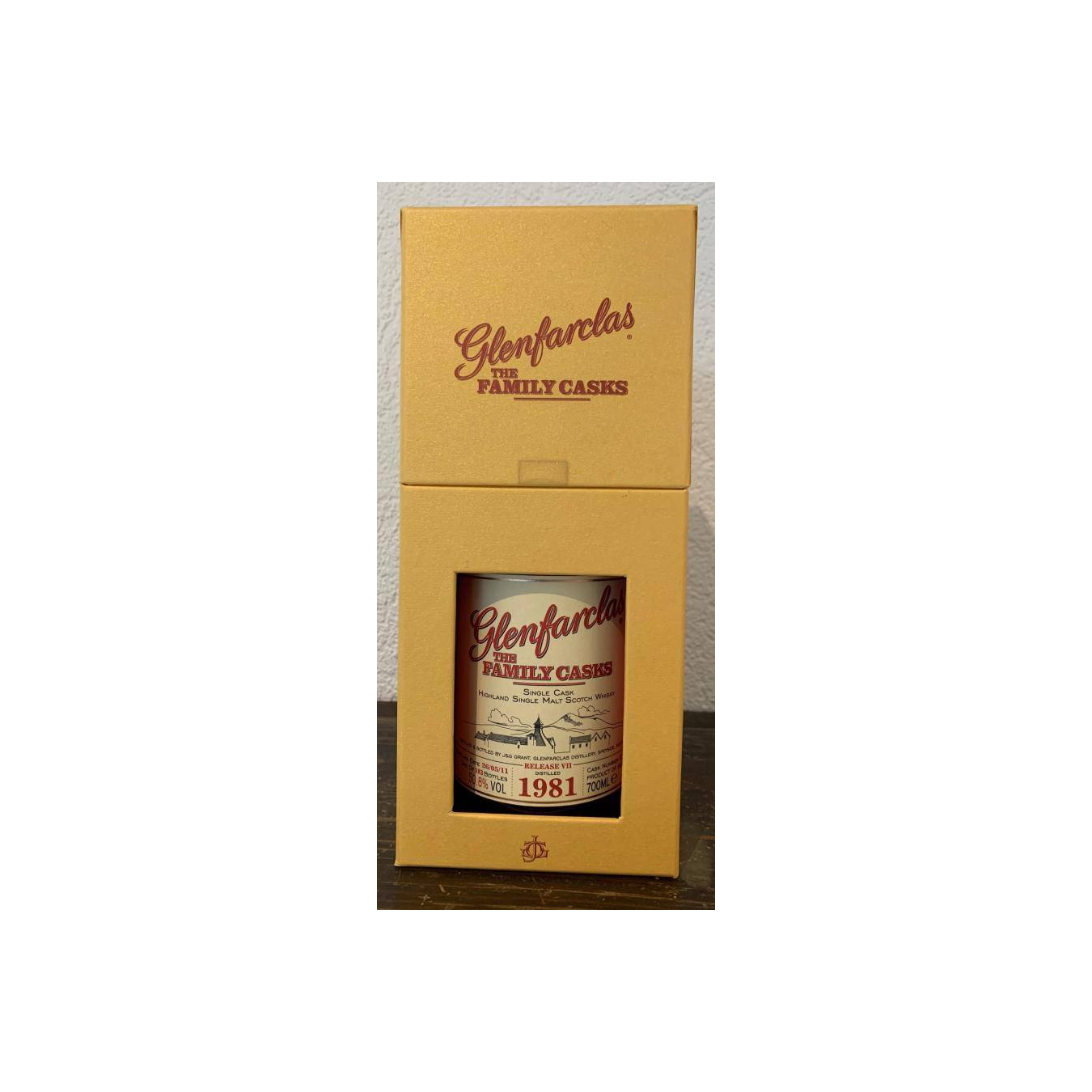 Glenfarclas 1981 29 Years Single Malt Whisky 3