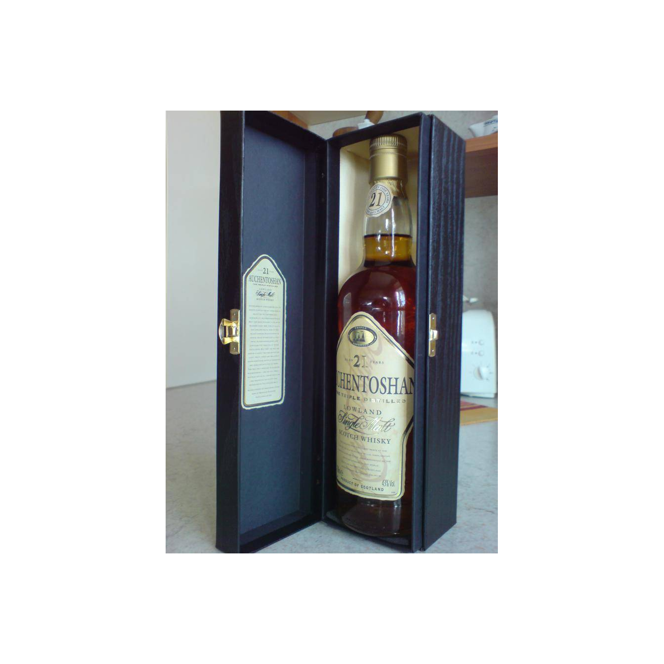 Auchentoshan 21 Years Single Malt Whisky 3