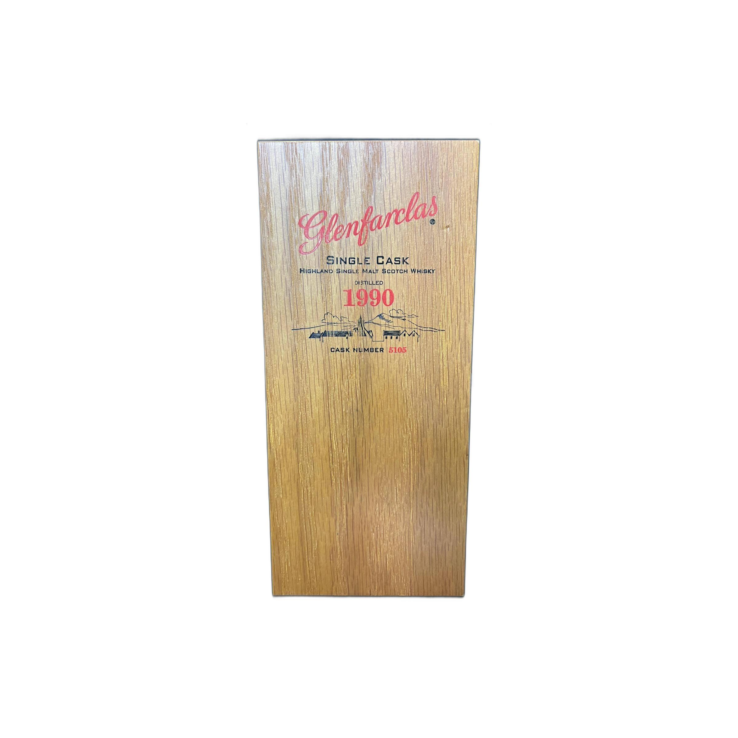 Glenfarclas 1990 22 Years Single Malt Whisky 3