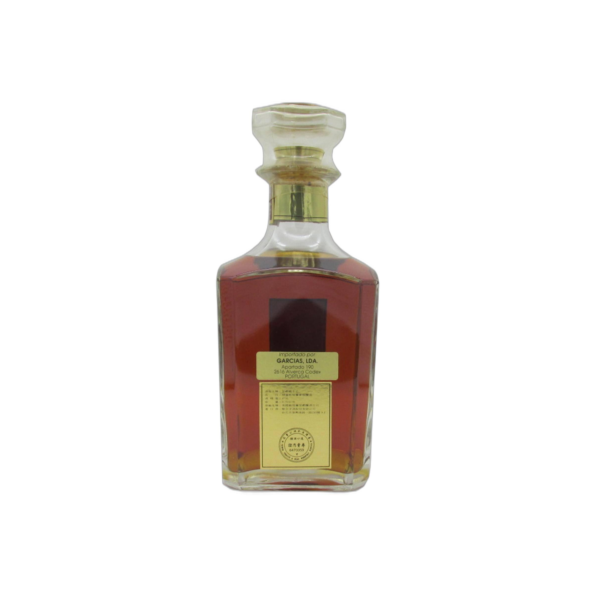 Dunbar Extra Old Scotch Whisky 2