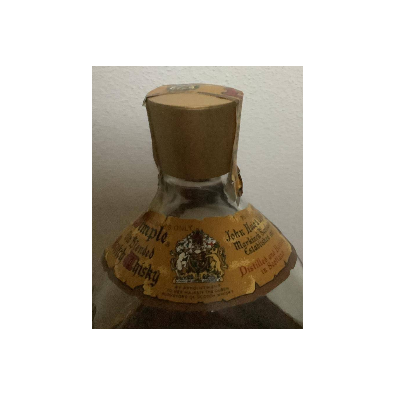 Dimple Old Blended Scotch Whisky