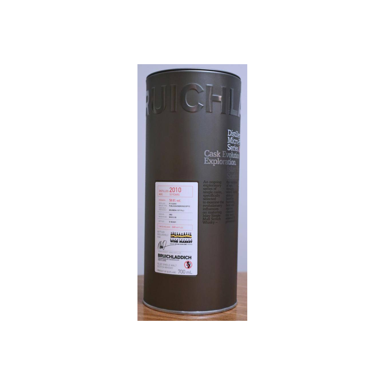 Bruichladdich 2010 10 Years Single Malt Whisky 2