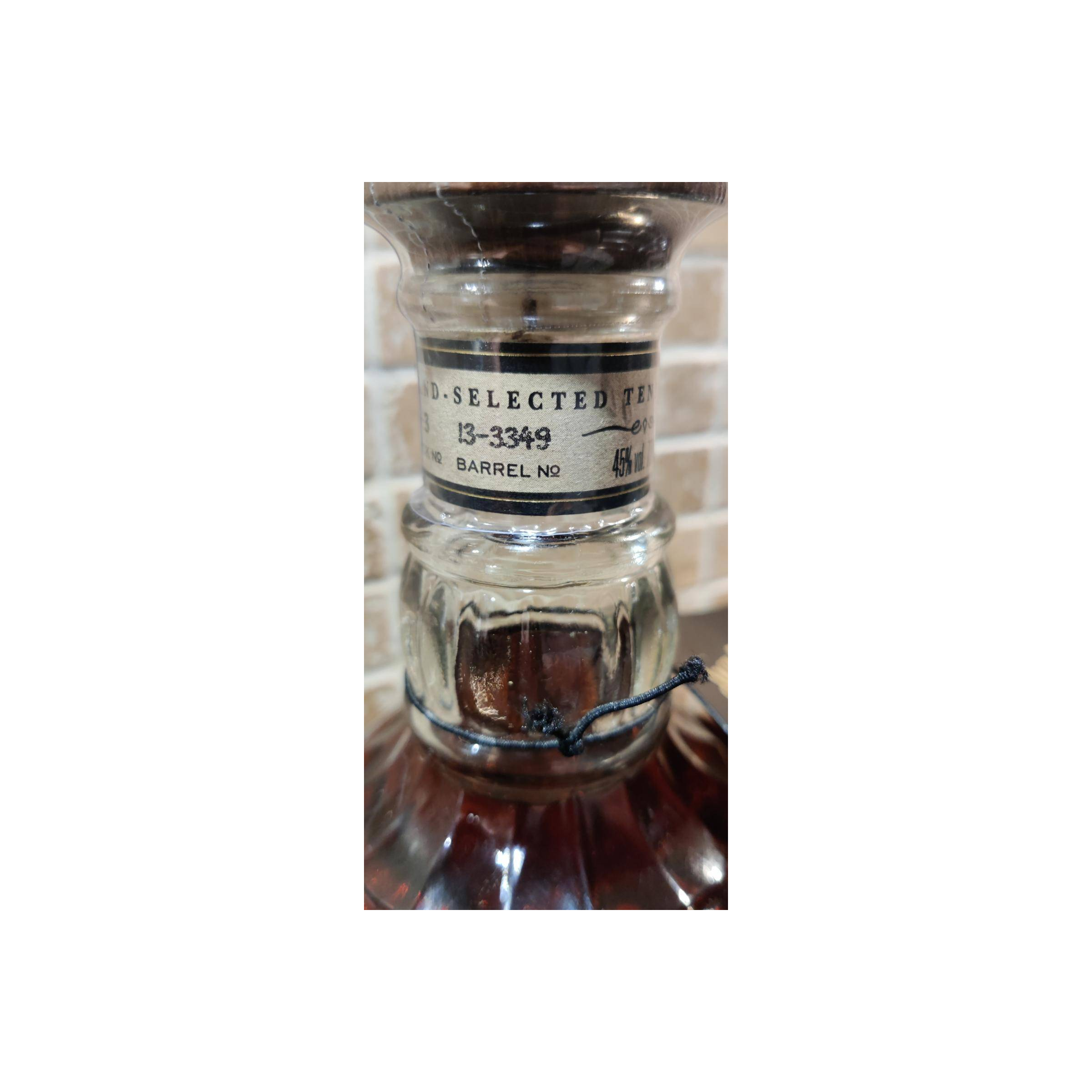 Jack Daniel's Tennessee Whisky  3