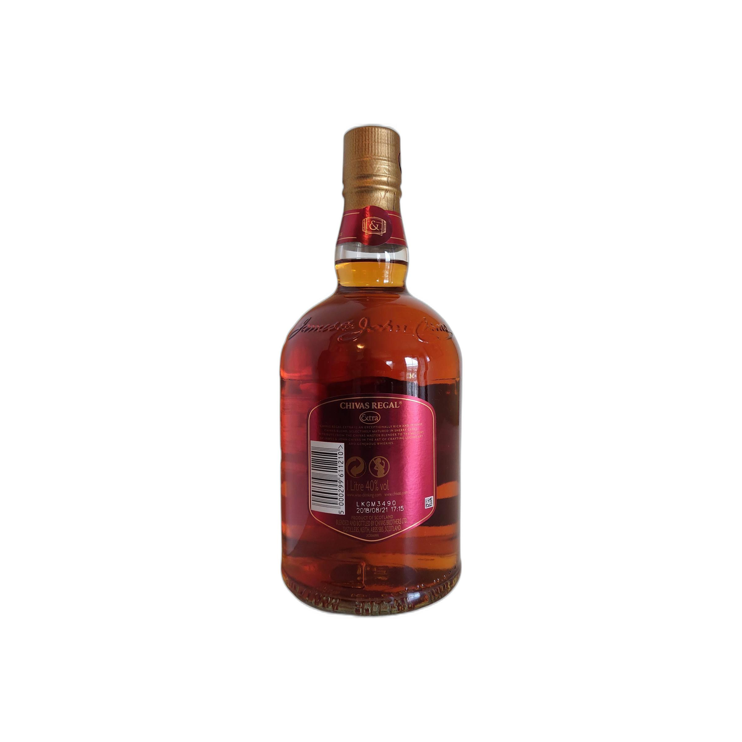 Chivas Regal Blended Whisky 2