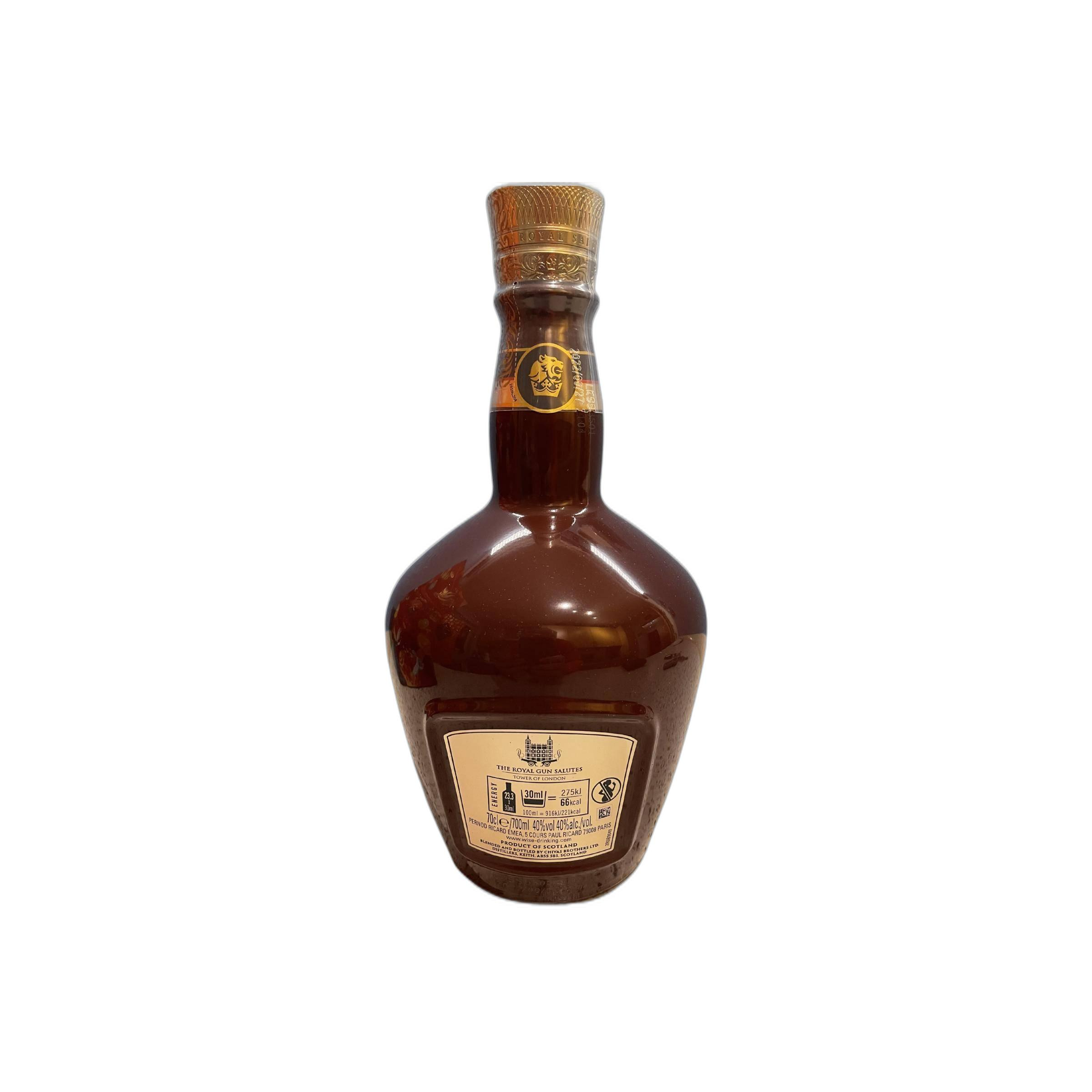 Chivas Regal 21 Years Blended Whisky 3