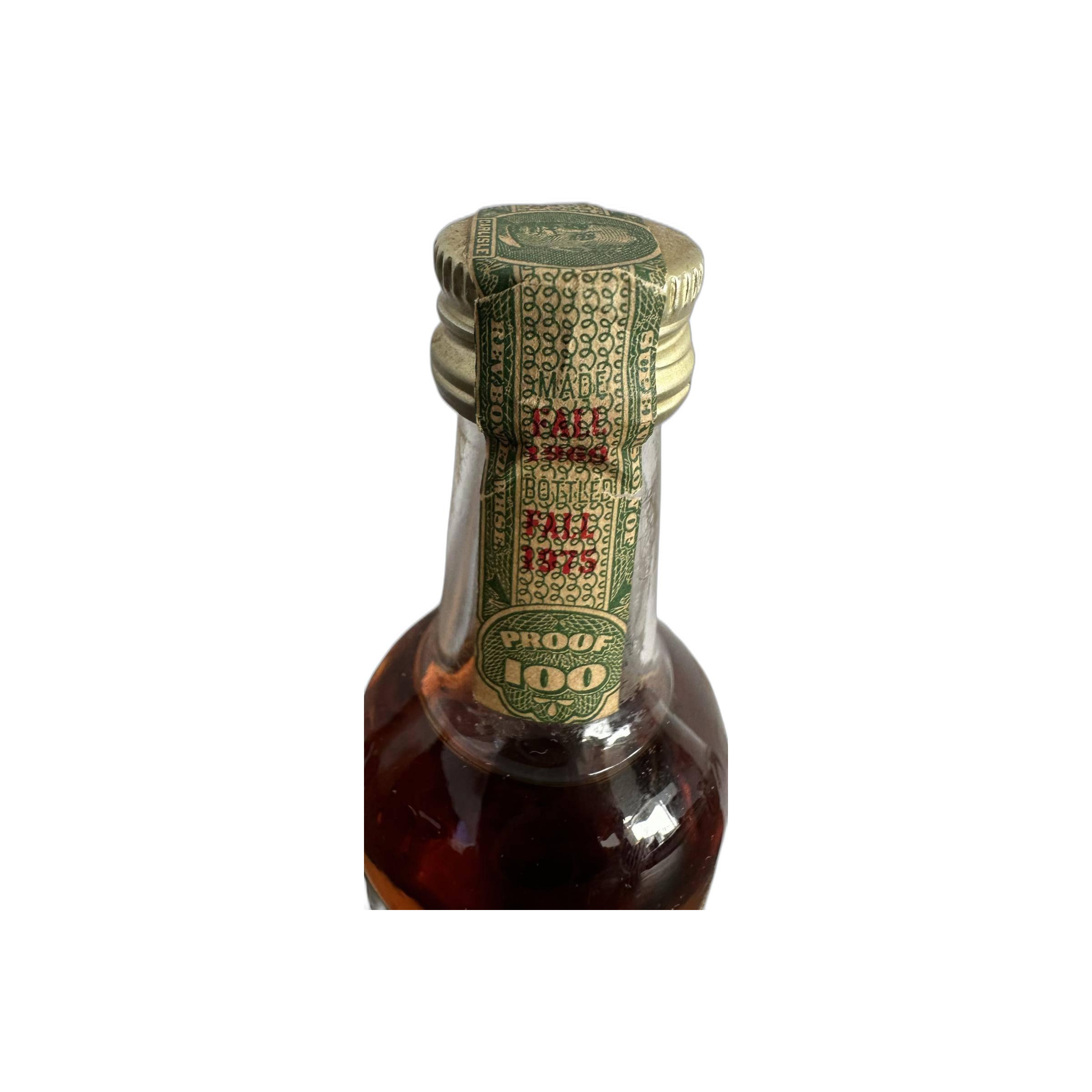 I.W. Harper 1969 6 Years Bourbon Whisky 2