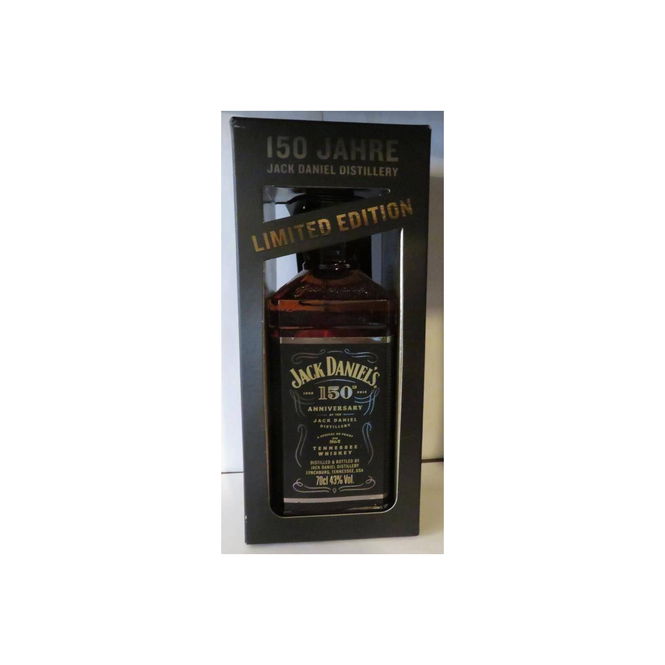 Jack Daniel's Bourbon Whisky 2