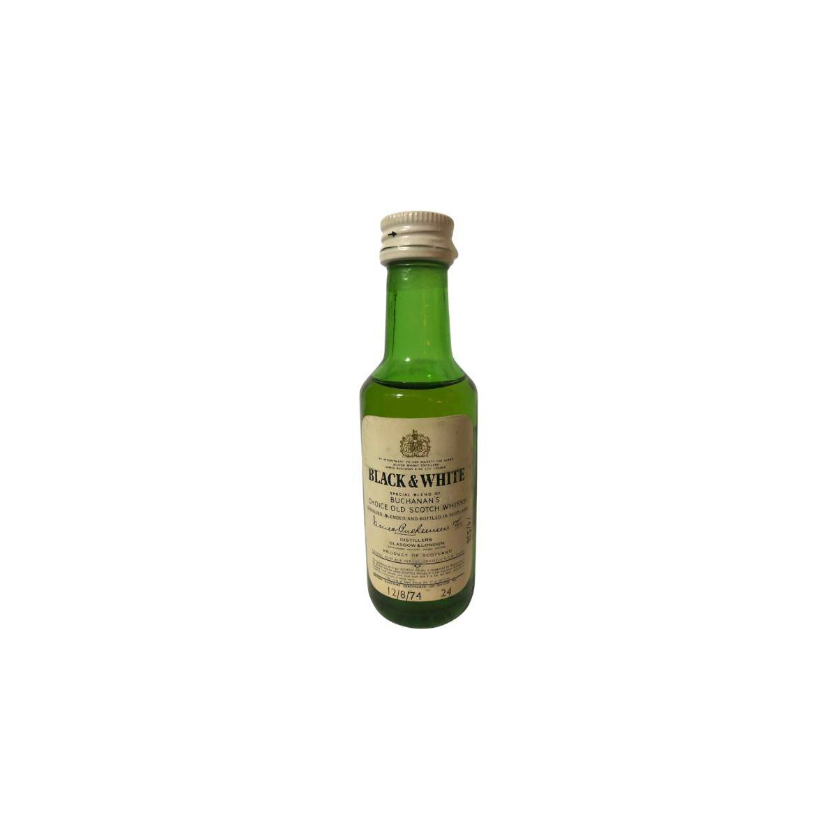 Black & White Blended Whisky