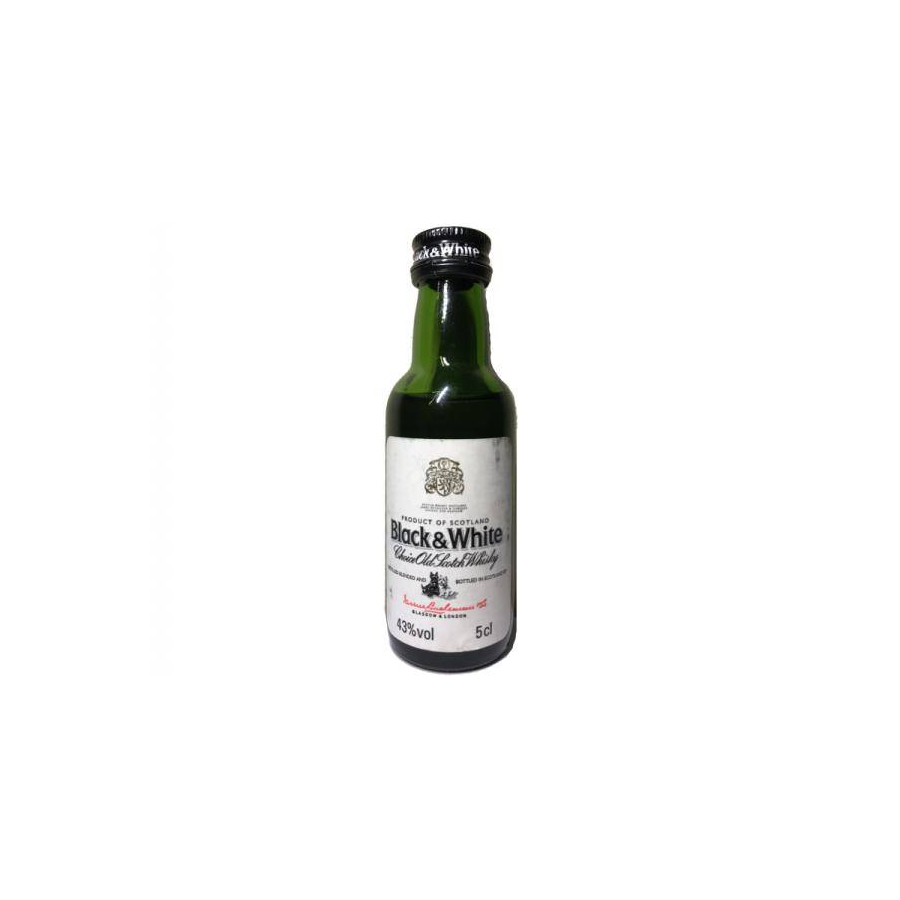 Black & White Blended Whisky