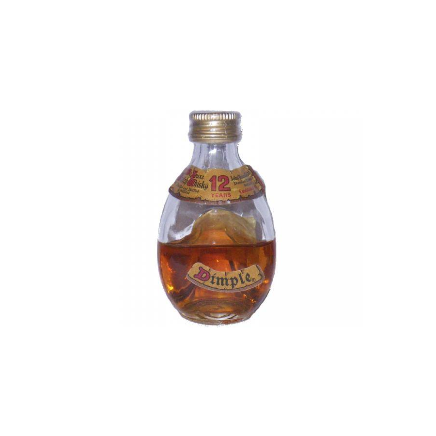 Dimple De Luxe Scotch Whisky
