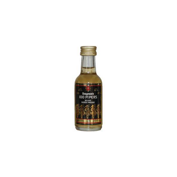 100 Pipers De Luxe Scotch Whisky