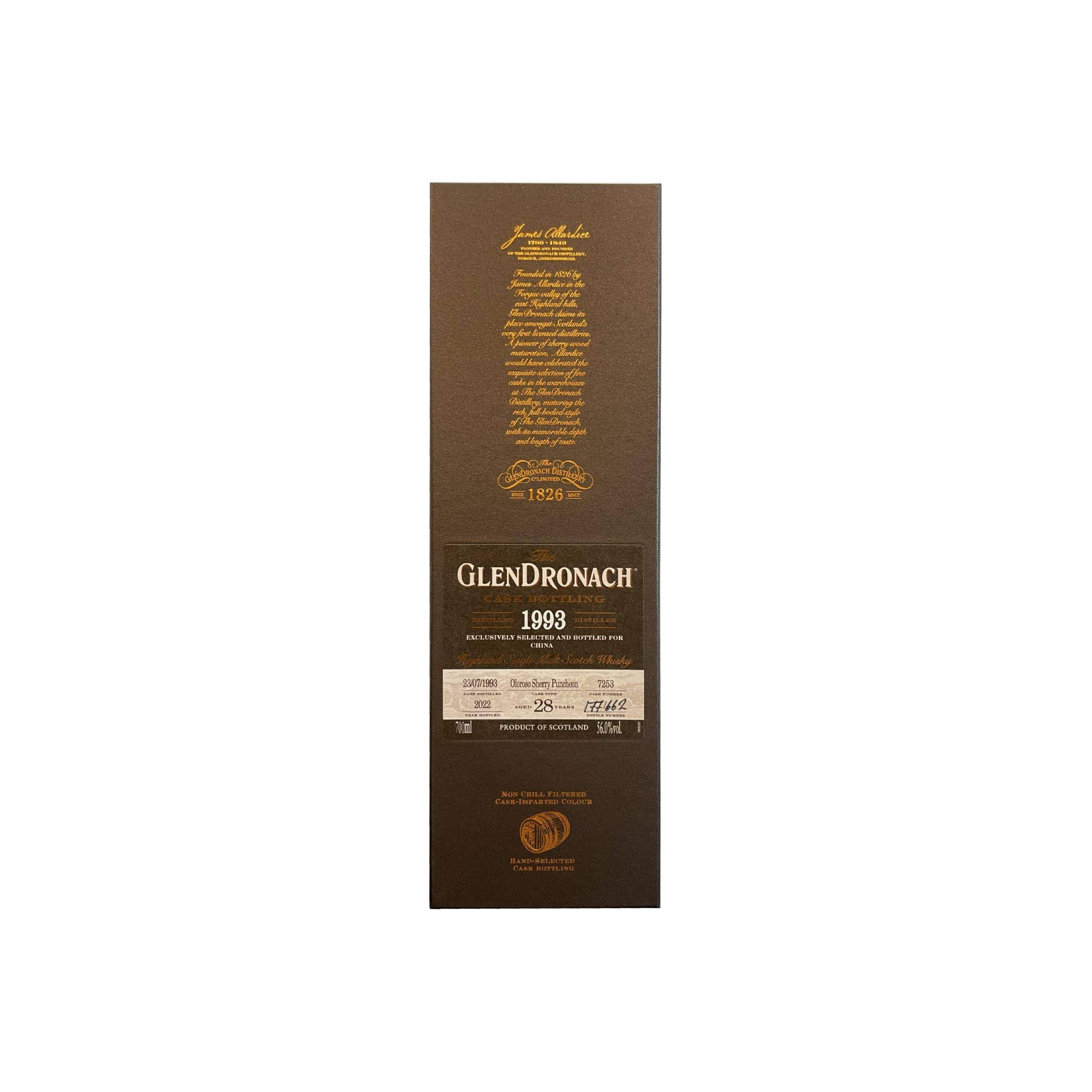 GlenDronach 1993 28 Years Single Malt Whisky 2