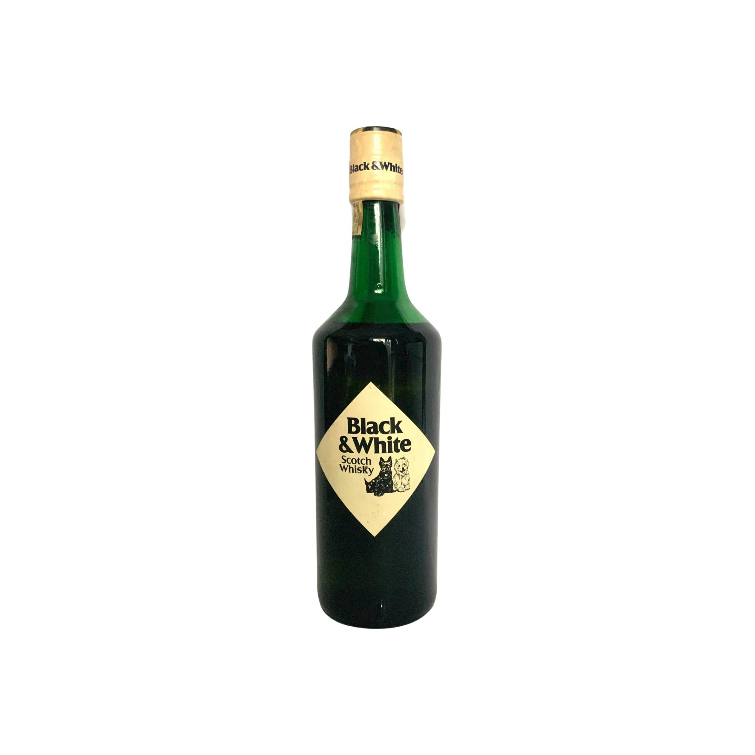 Black & White Special Blend of Buchanan's Choice Old Scotch Whisky 3