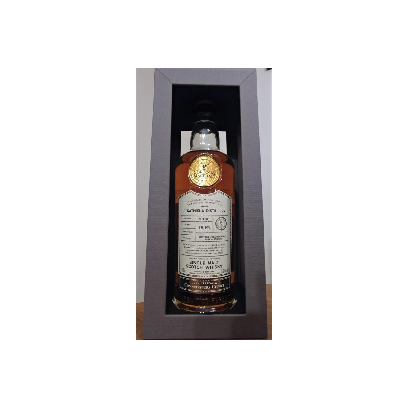 Strathisla Connoisseurs Choice - Cask Strength 2008 12 Years Single Malt Whisky 3