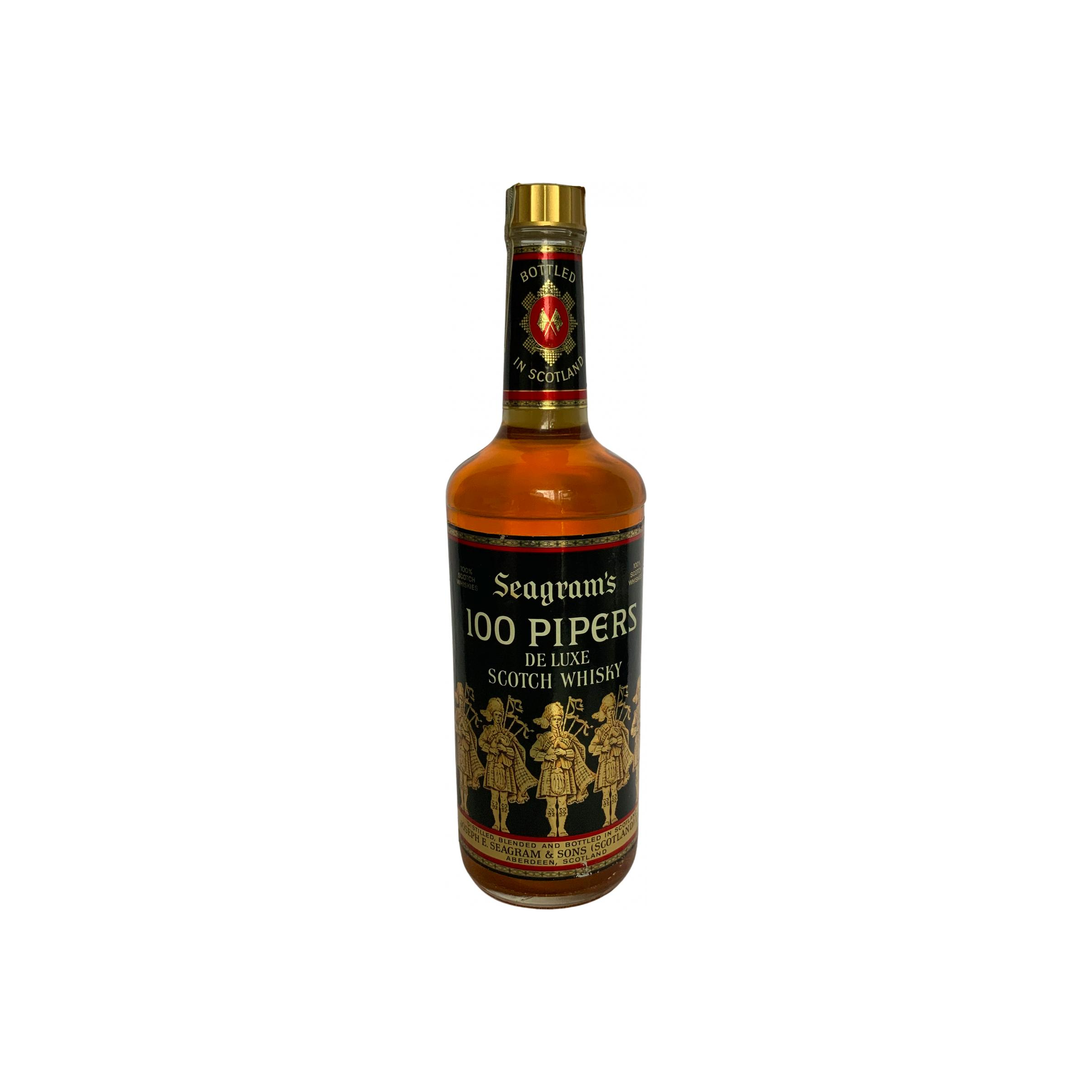 100 Pipers De Luxe Scotch Whisky 2