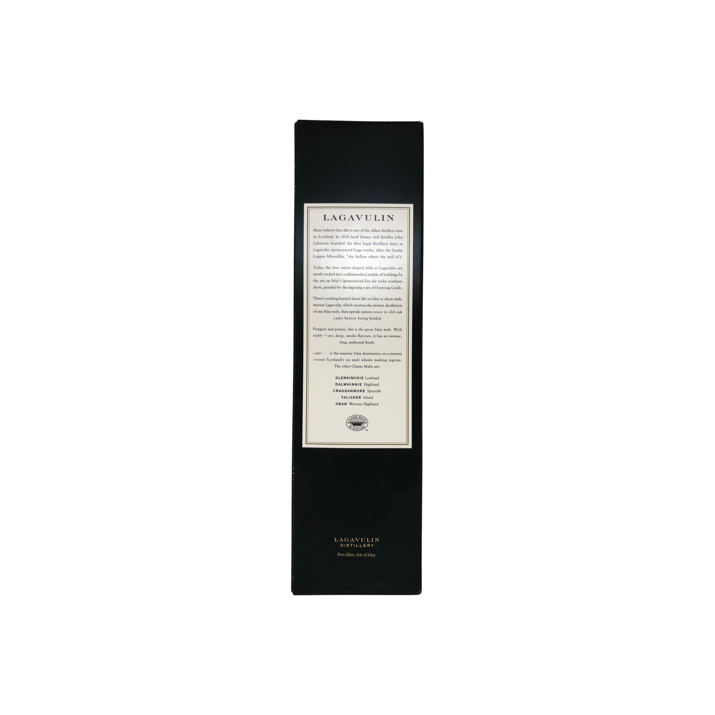 Lagavulin 16 Years Single Malt Whisky 3