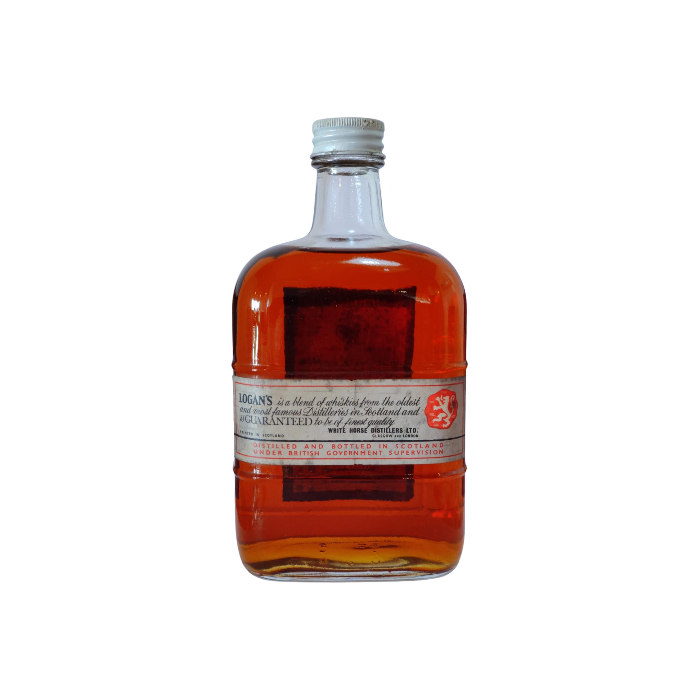 Logan's De Luxe Scotch Whisky 2