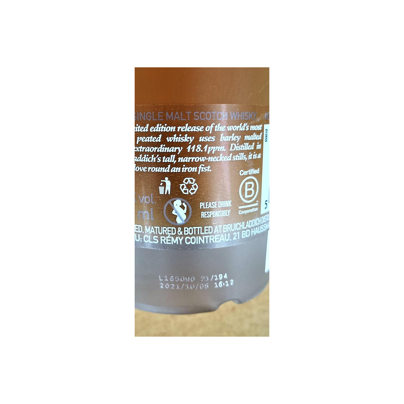 Octomore 5 Years Single Malt Whisky 2
