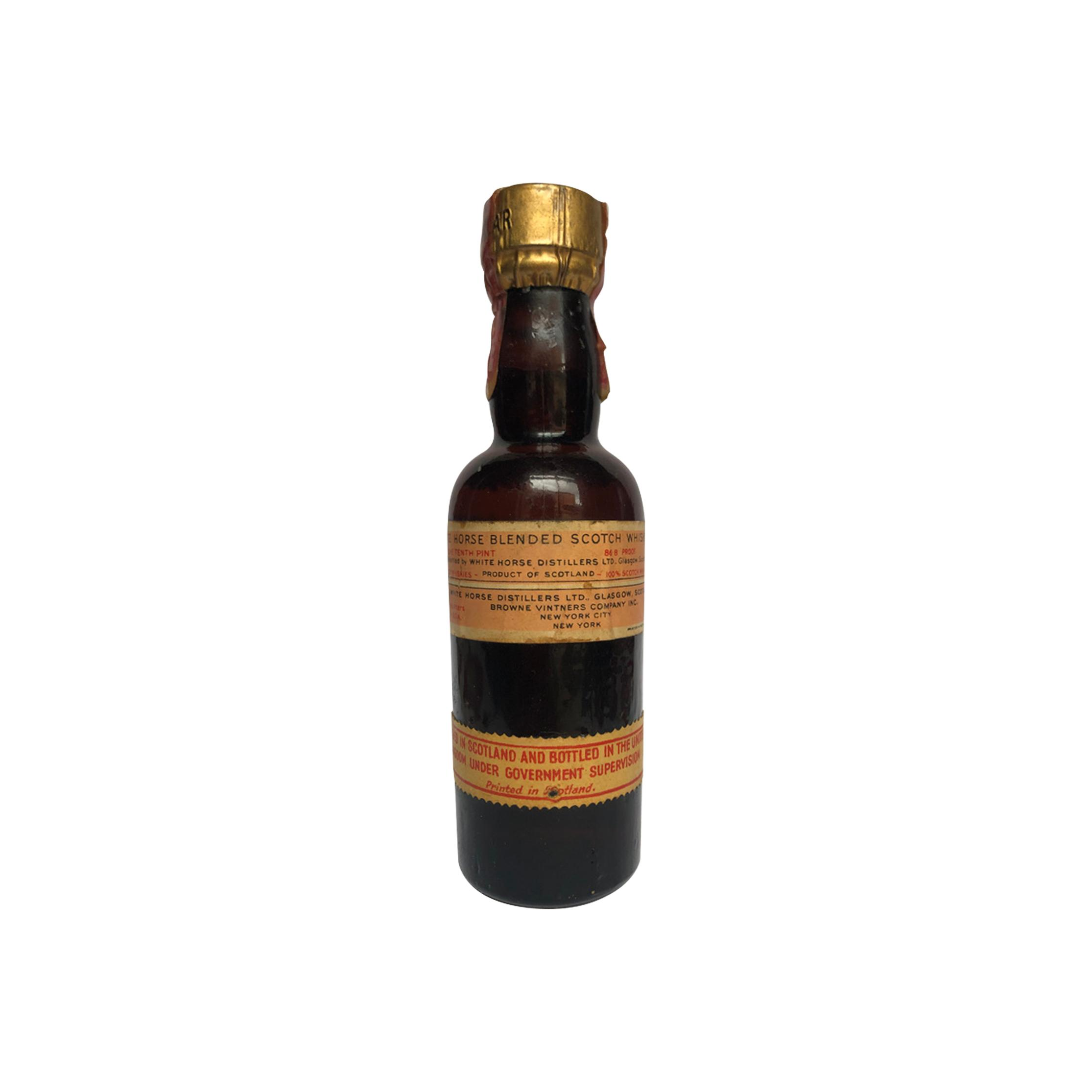 White Horse The Old Blend Whisky of the White Horse Cellar 3