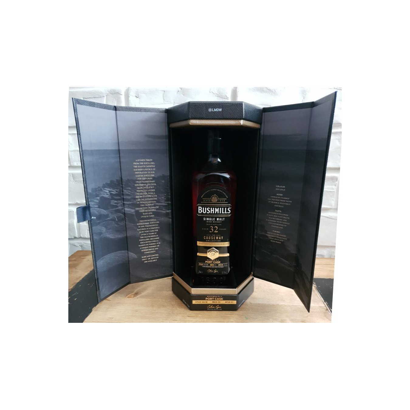 Bushmills 1989 32 Years Single Malt Whisky 2