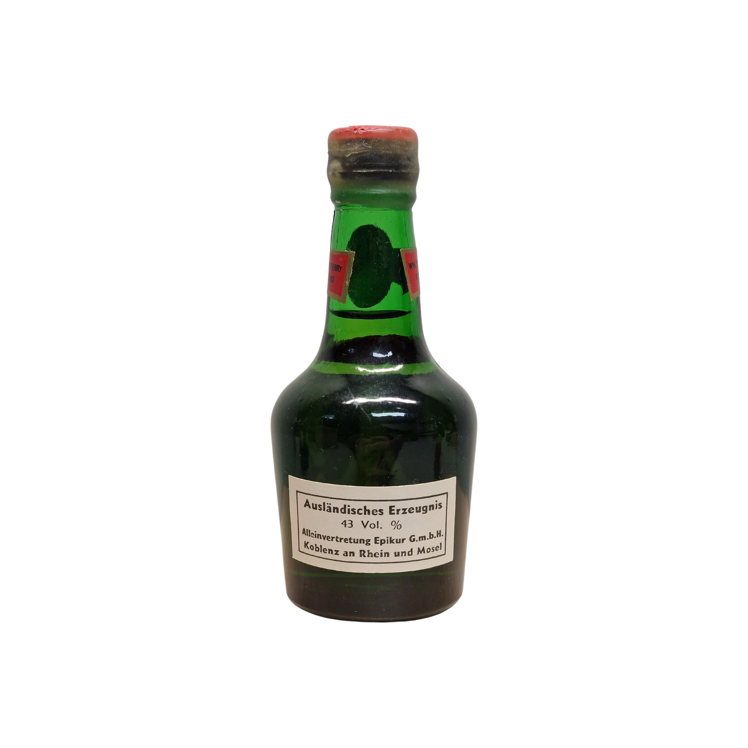 VAT 69 Finest Scotch Whisky 2