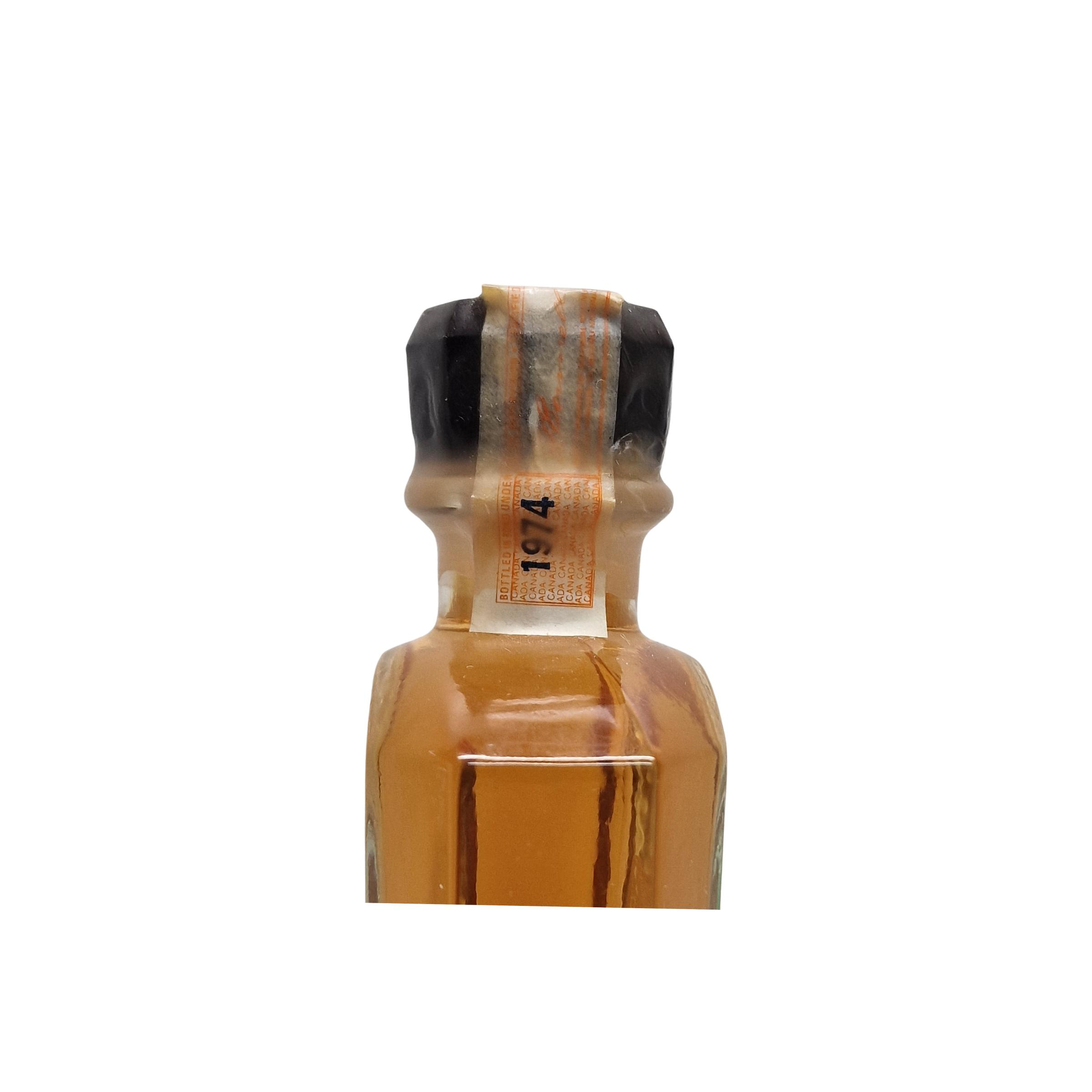 Canadian Club 12 Years Blended Malt Whisky 3