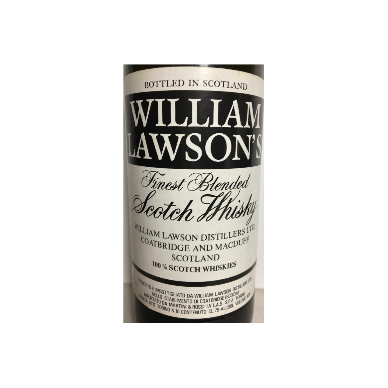 William Lawson's Finest Blended Scotch Whisky 3