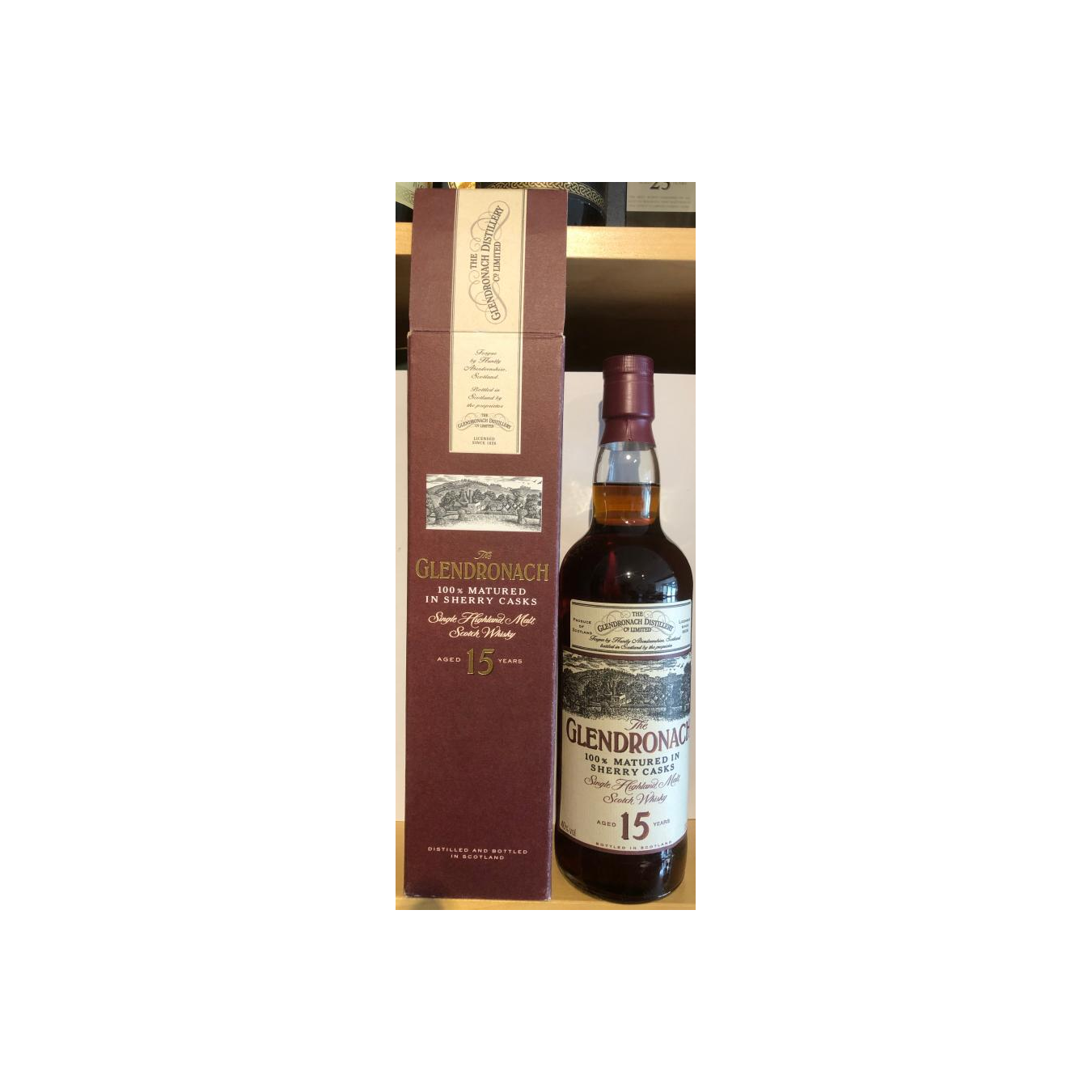 GlenDronach 15 Years Single Malt Whisky 2