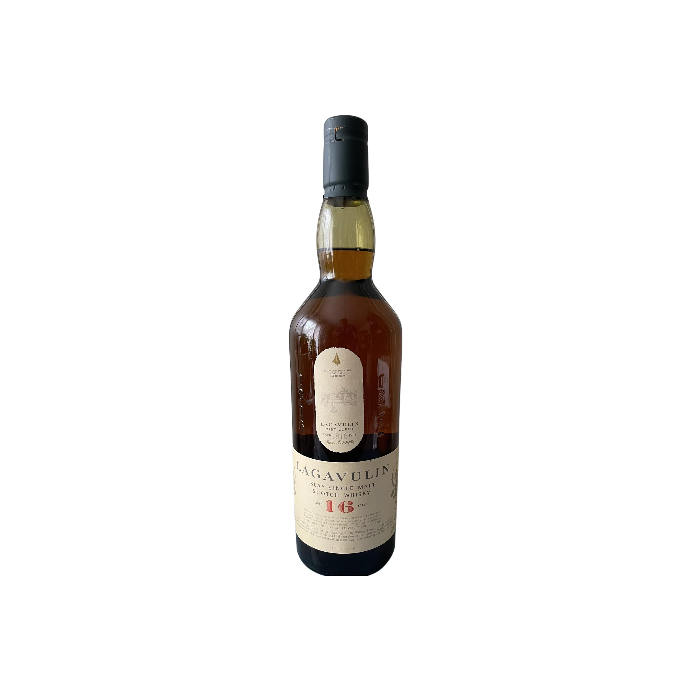 Lagavulin 16 Years Single Malt Whisky