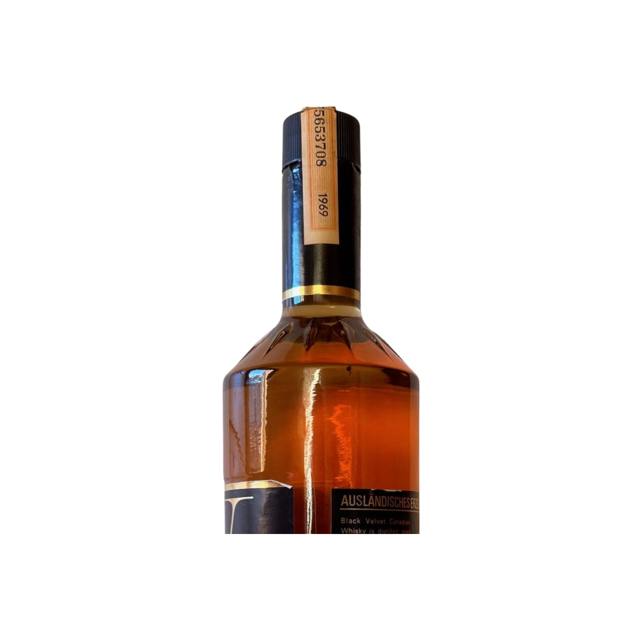 Black Velvet Canadian Whisky 3