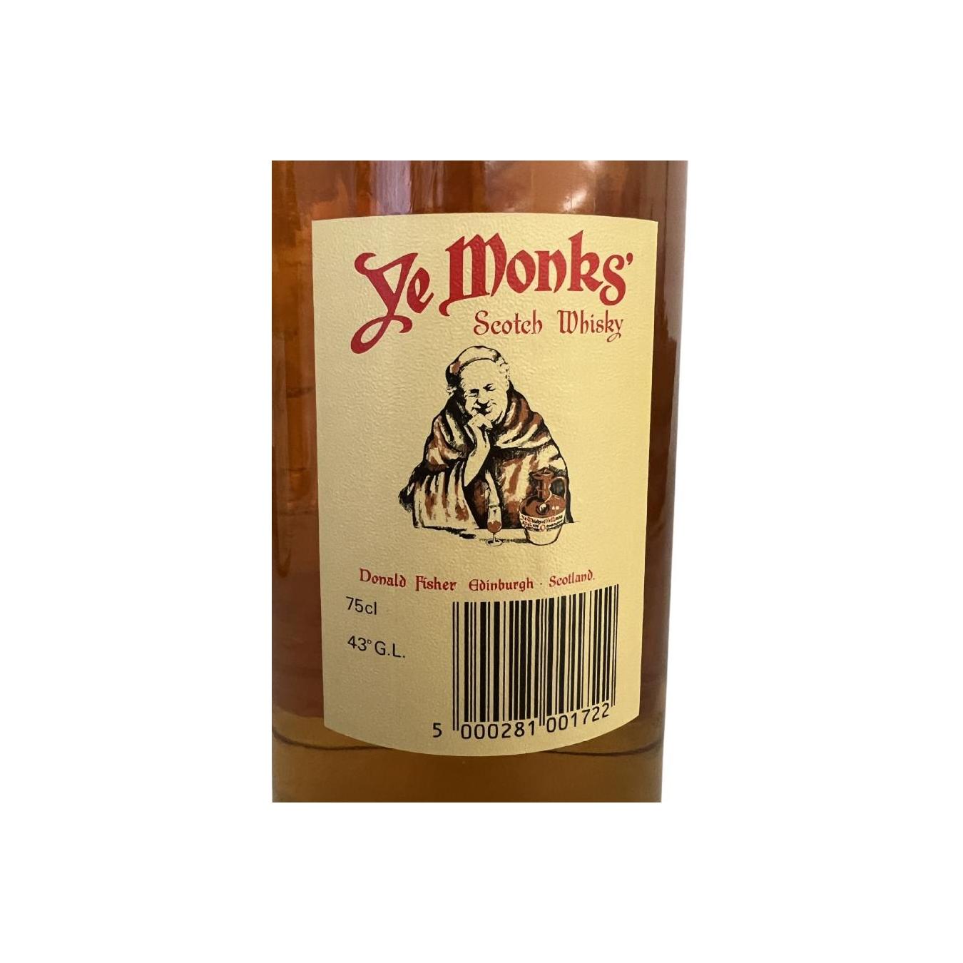 Ye Monks Blended Scotch Whisky 3