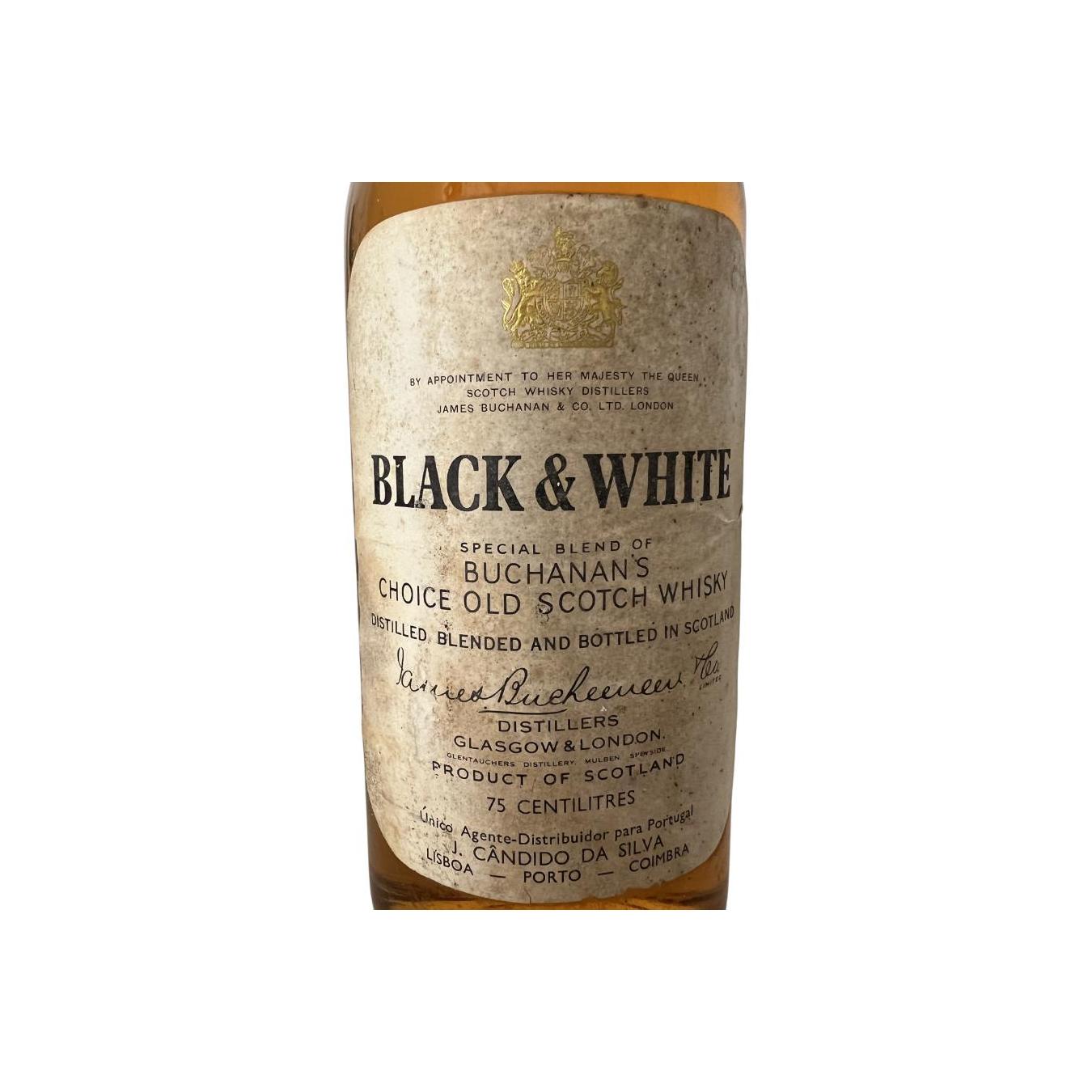 Black & White Special Blend of Buchanan's Choice Old Scotch Whisky 2