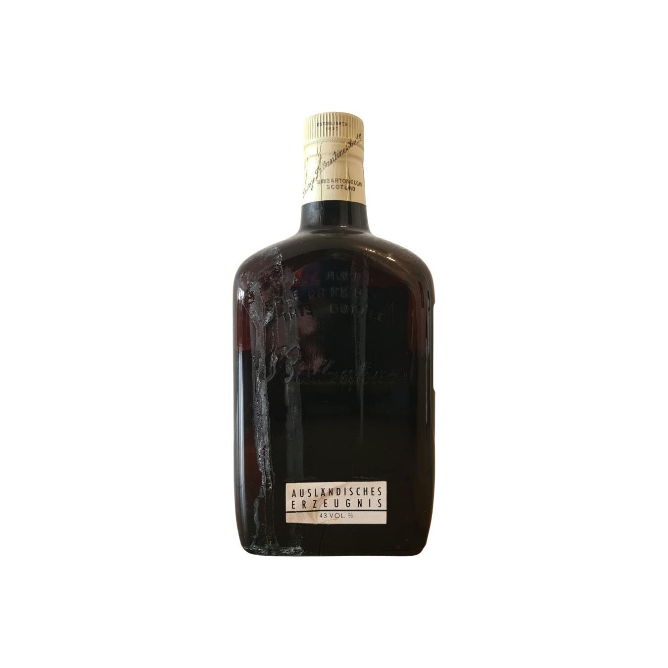 Ballantine's Finest Scotch Whisky 2