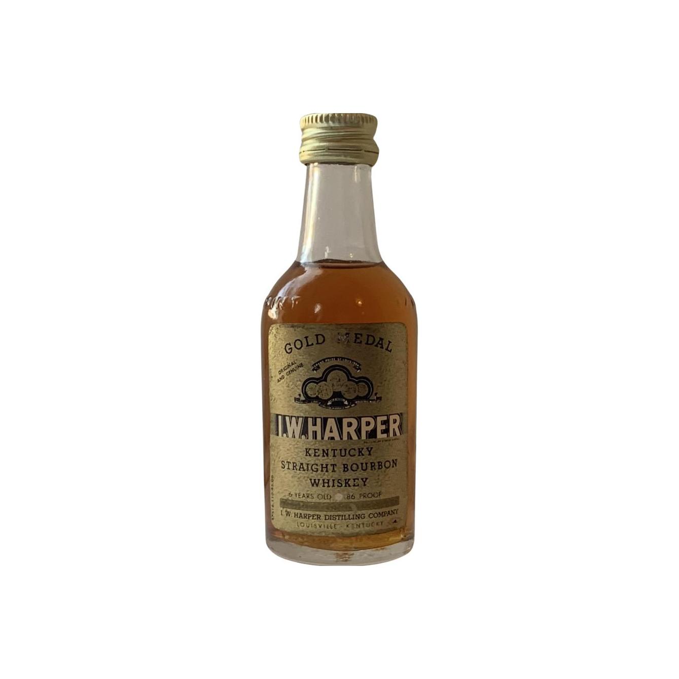 I.W. Harper 6 Years Bourbon Whisky 2