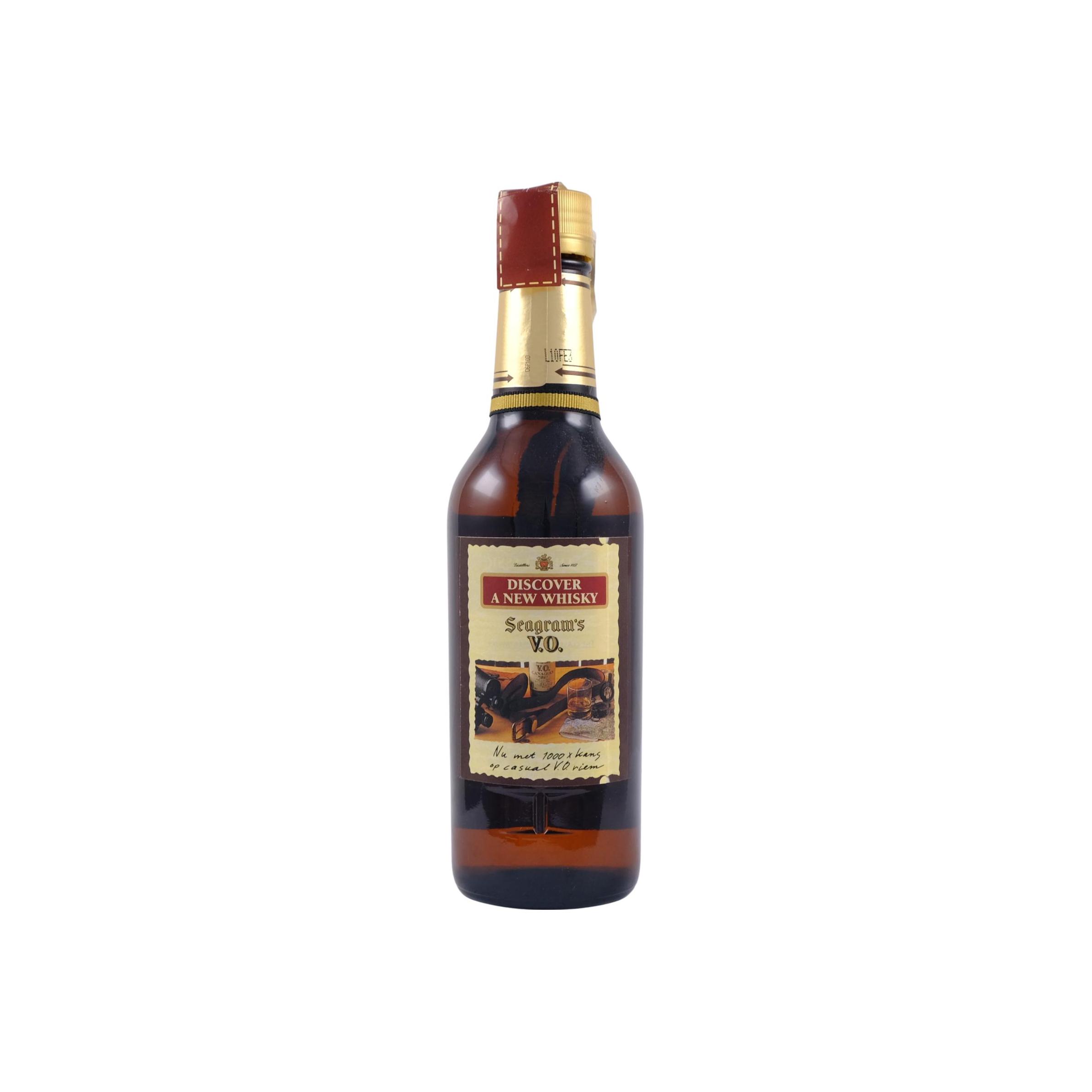Seagram's V.O. Canadian Whisky 2