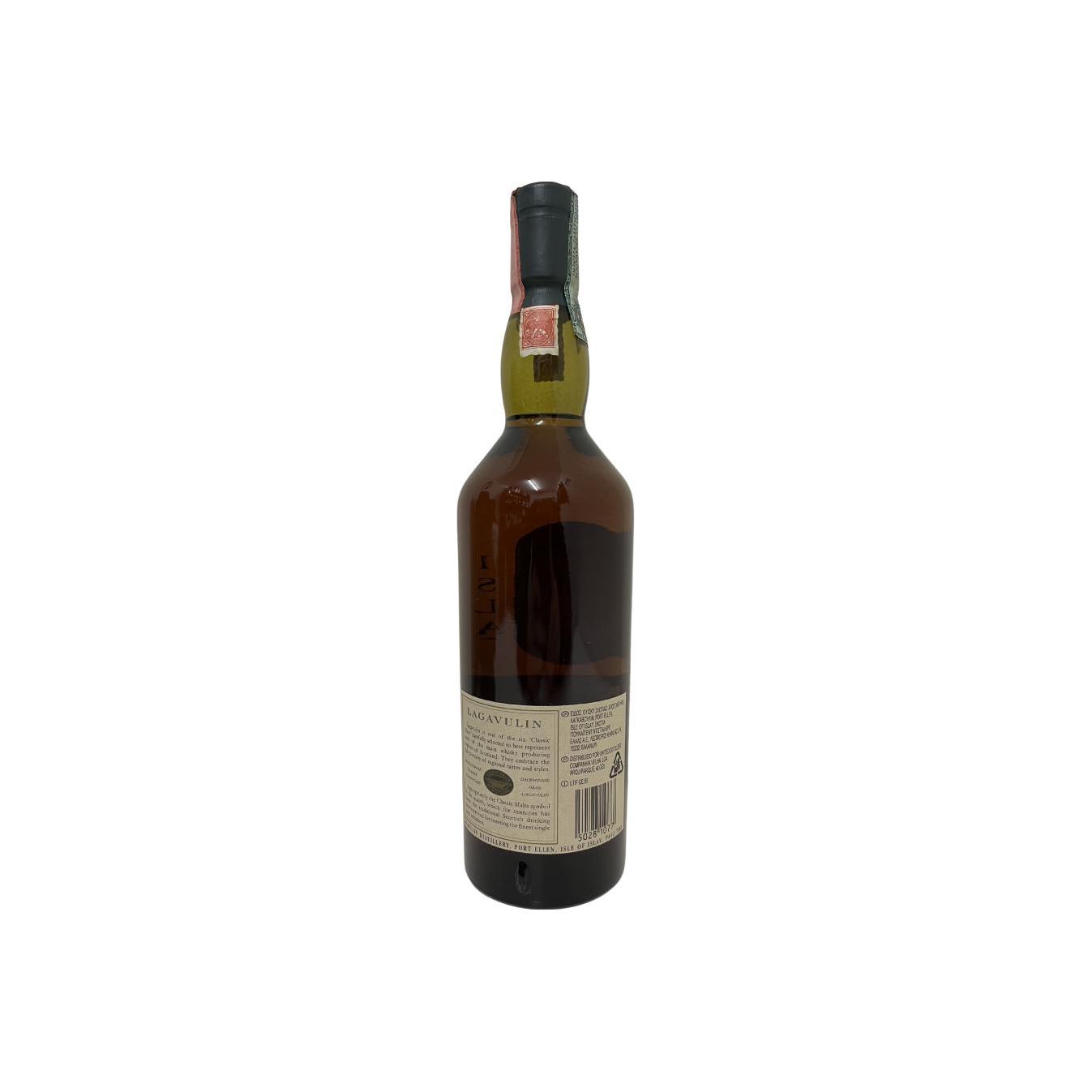Lagavulin 16 Years Single Malt Whisky 2