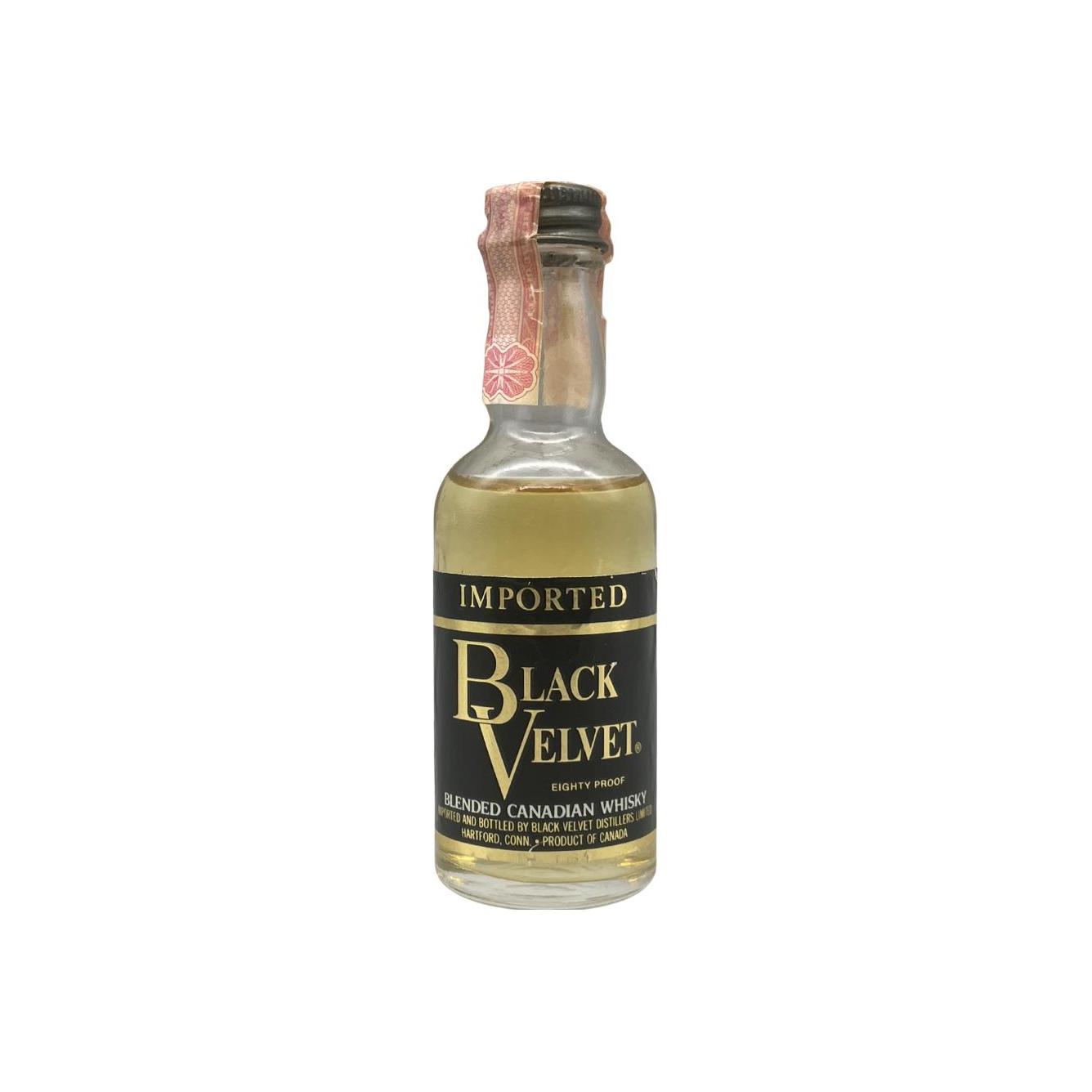 Black Velvet Blended Whisky 2