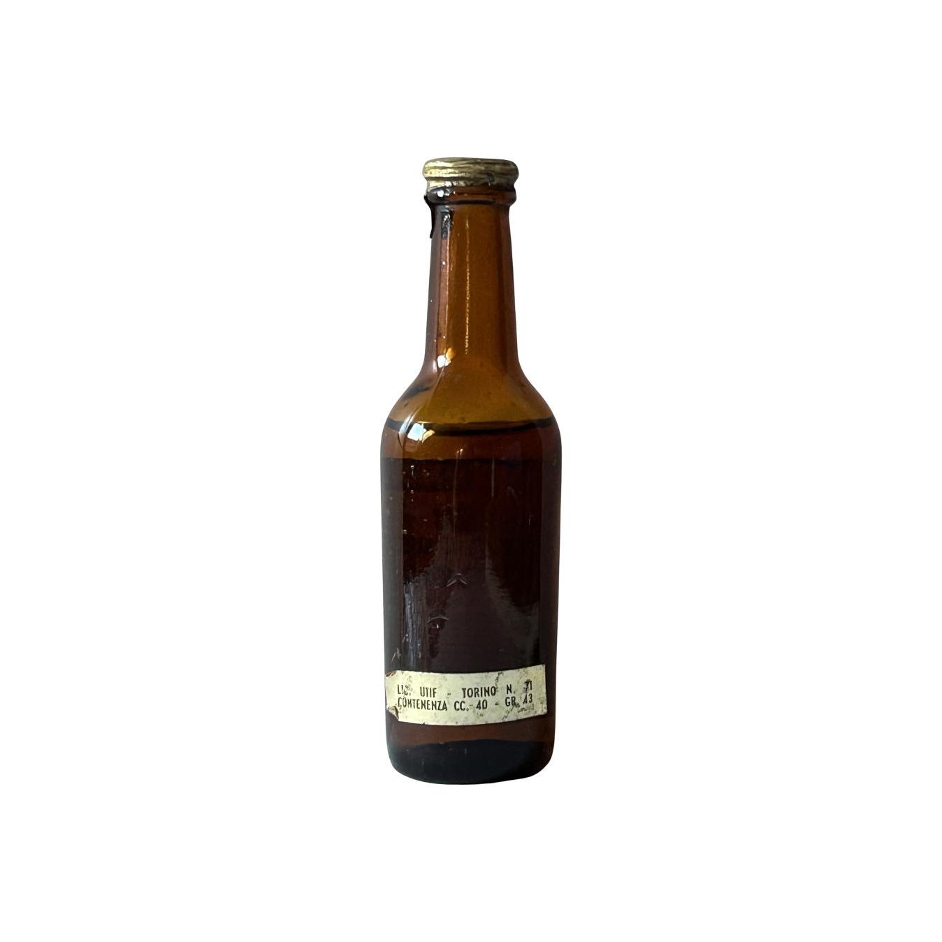 Seagram's V.O. Canadian Whisky 2