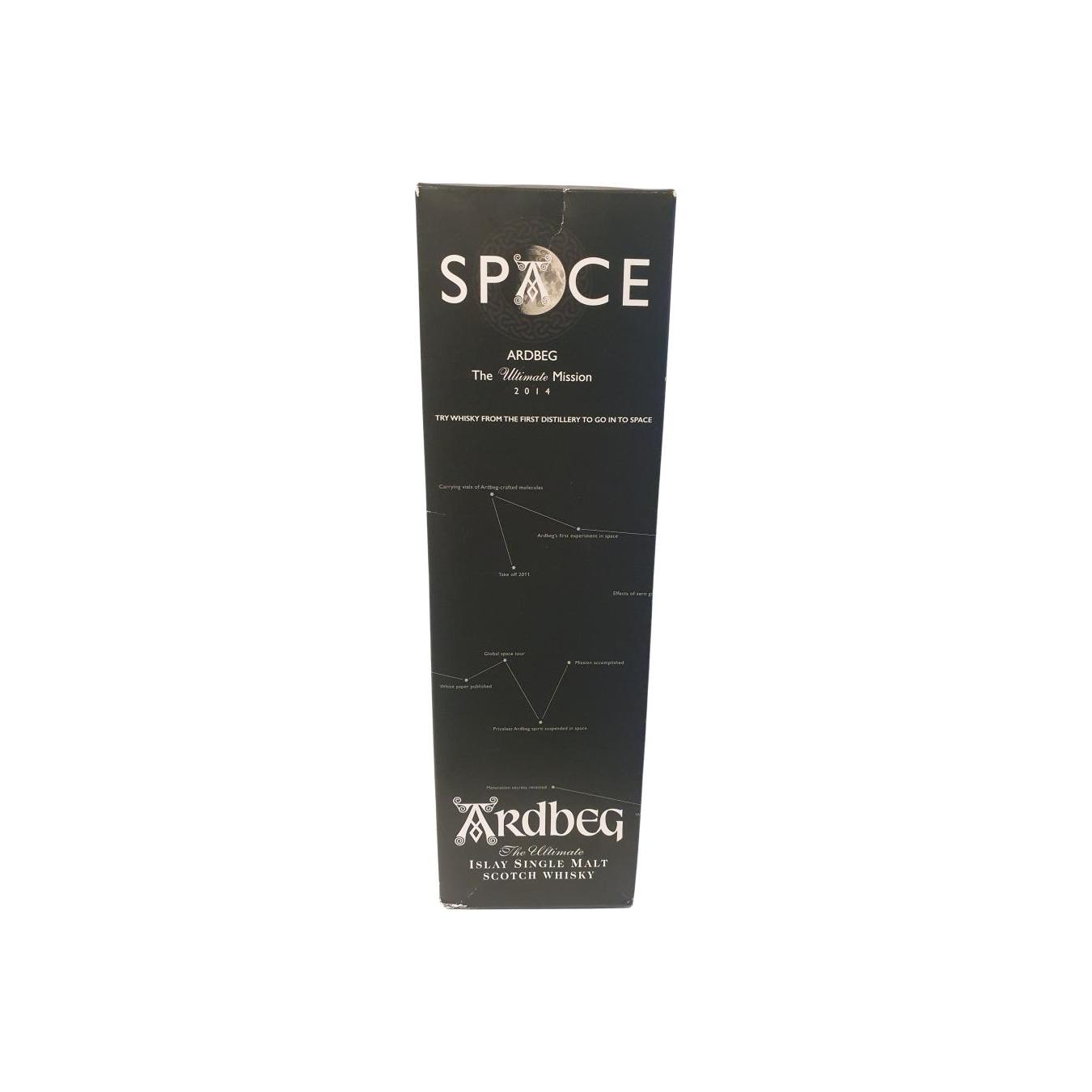 Ardbeg 10 Years Single Malt Whisky 3