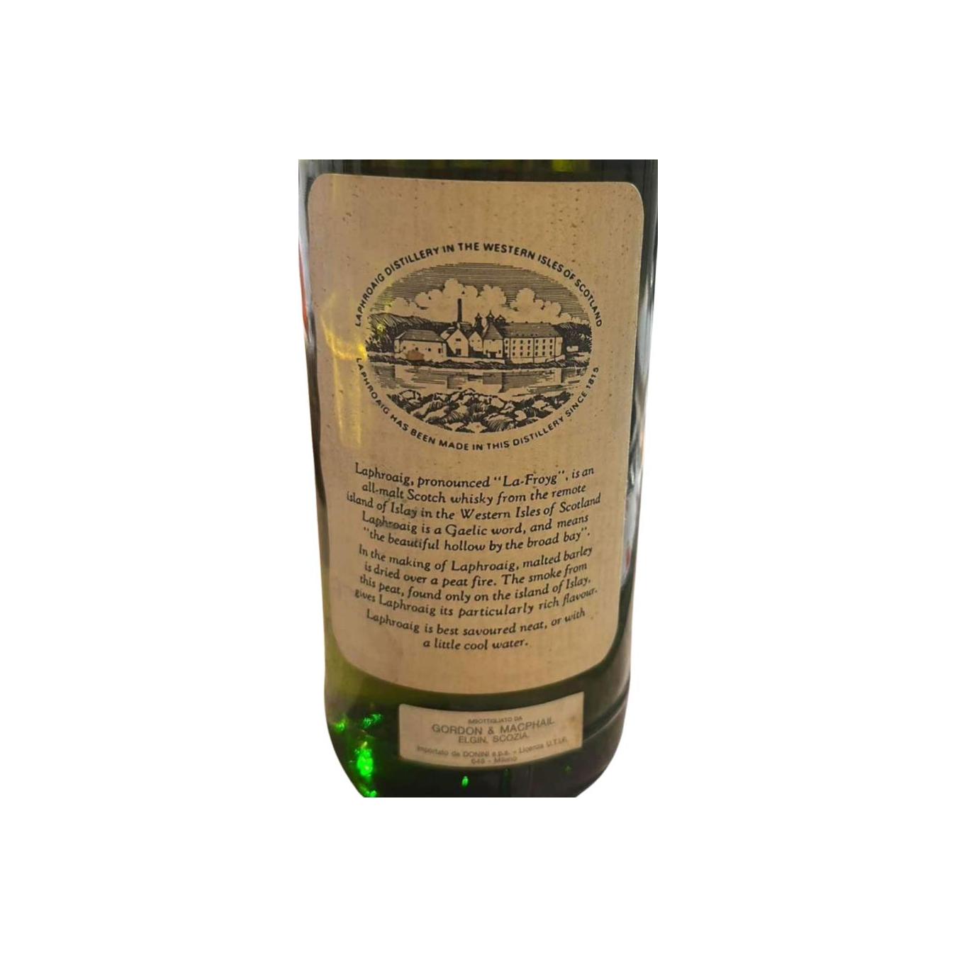 Laphroaig 15 Years Single Malt Whisky 2