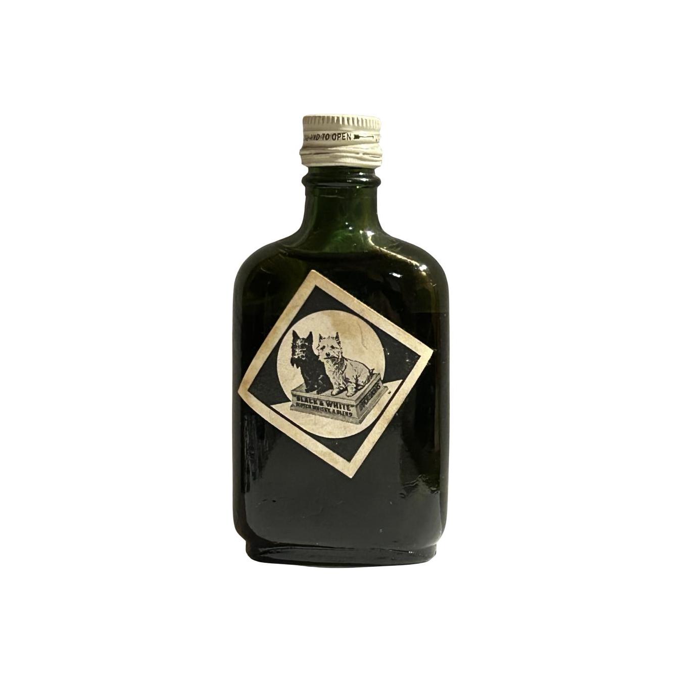 Black & White Buchanan's Choice Old Scotch Whisky 2