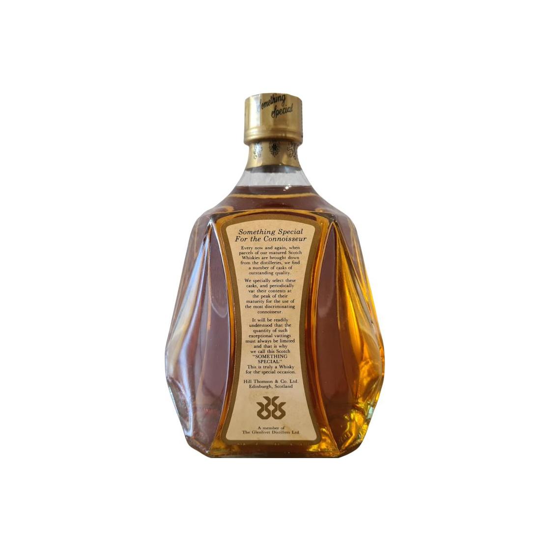 Something Special De Luxe Scotch Whisky 2