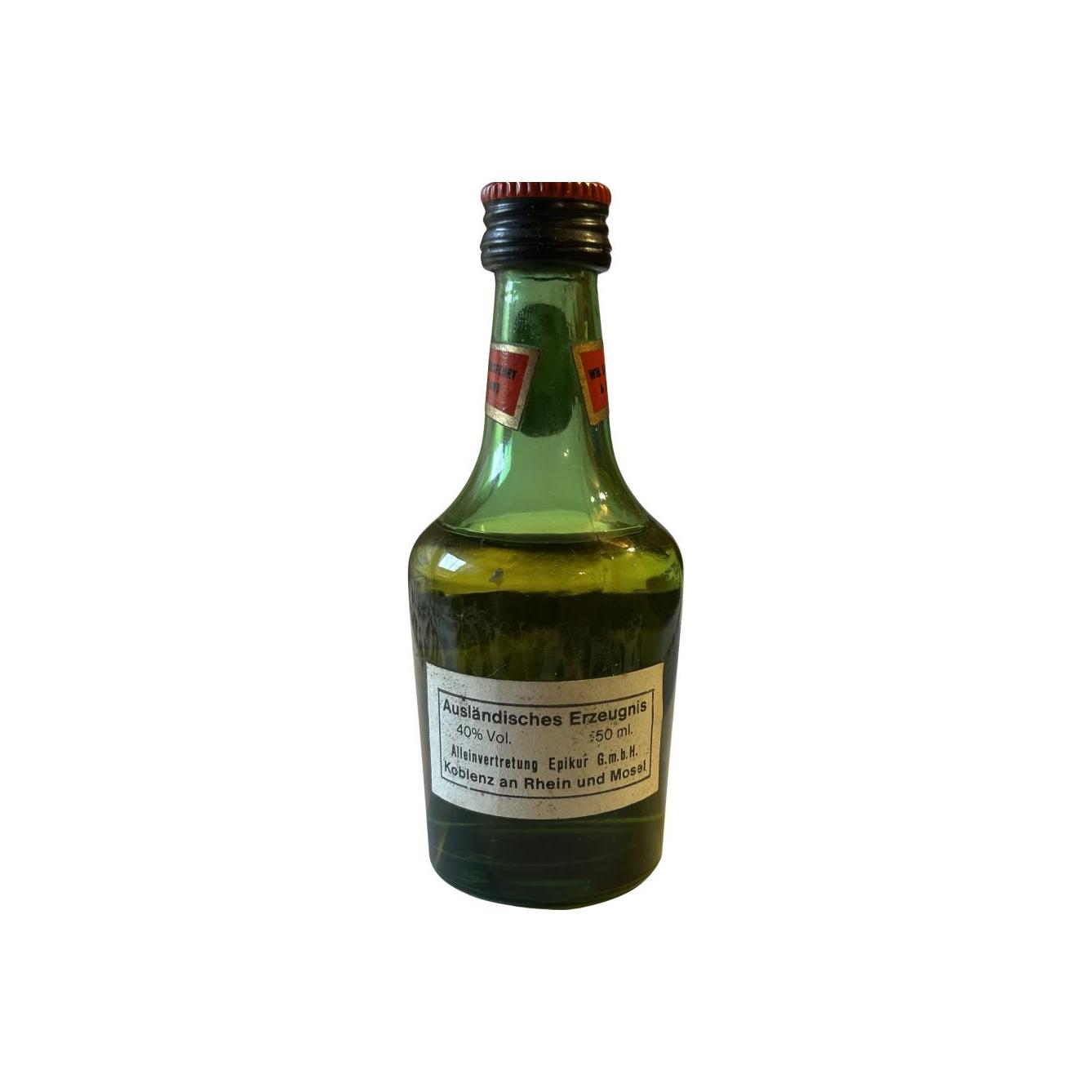 VAT 69 Finest Scotch Whisky 2