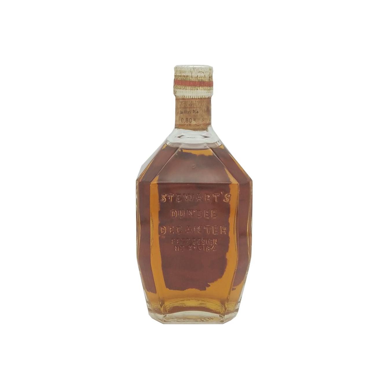 Stewarts Dundee De Luxe Blended Scotch Whisky 2