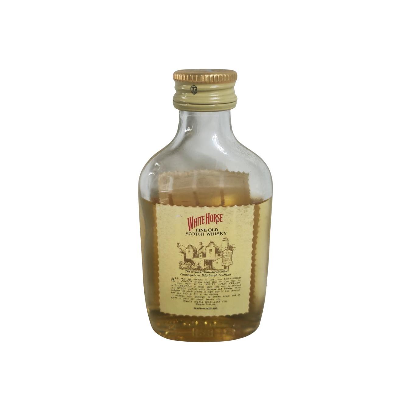 White Horse Fine Old Scotch Whisky 2