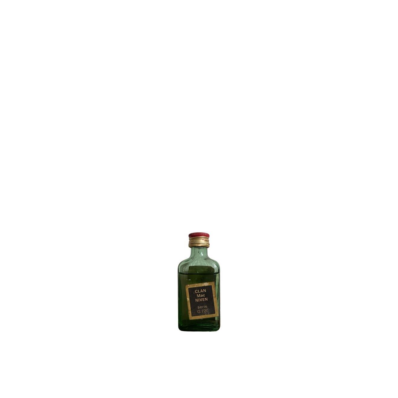 Clan MacNiven Blended Old Whisky 2