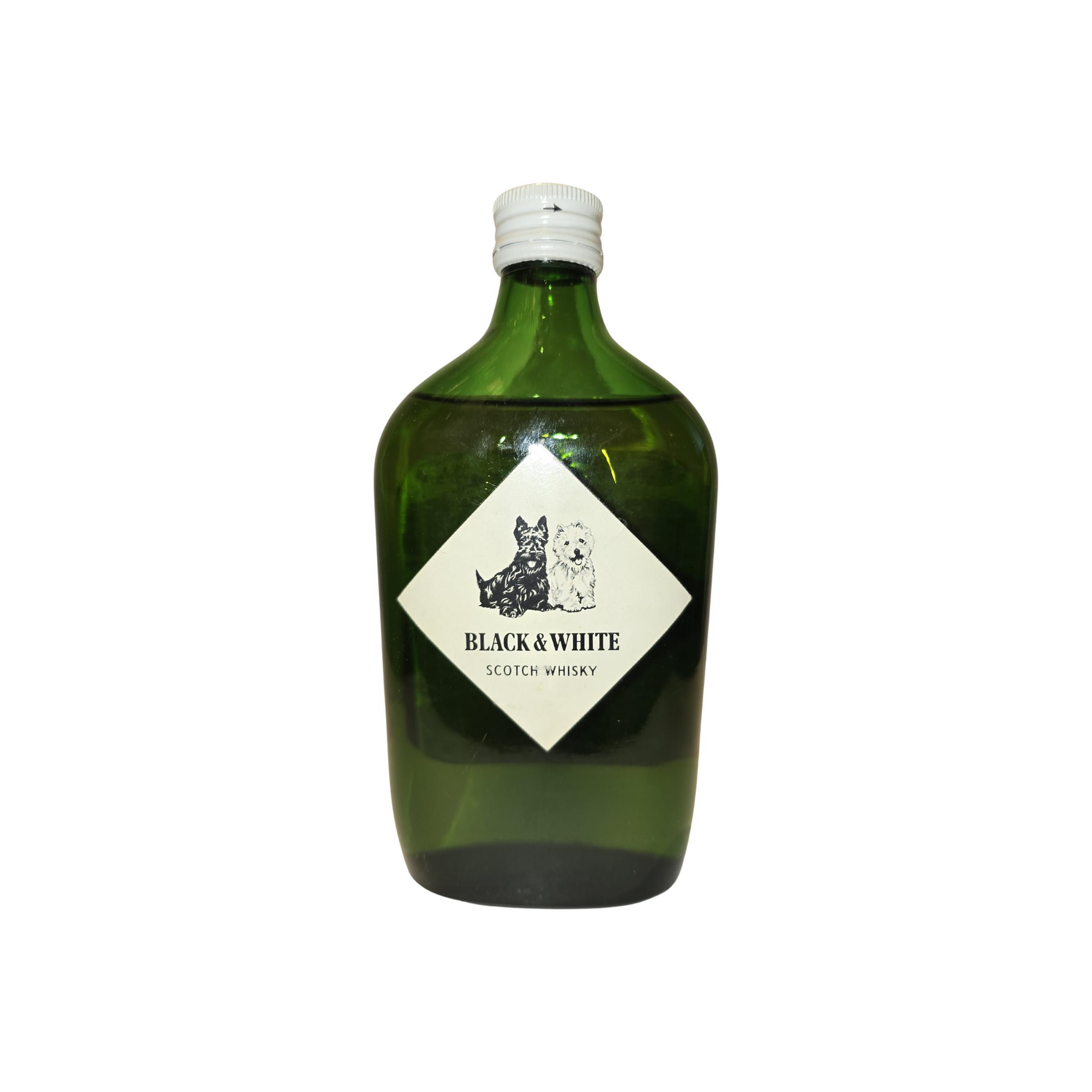 Black & White Buchanan's choice old scotch whisky